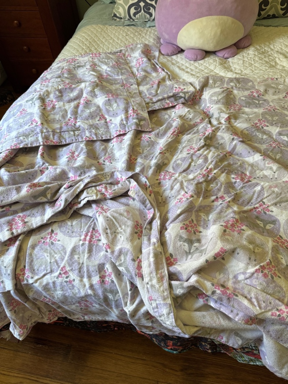 Pottery Barn Kids Lavender and Pink Floral Medallion Duvet Cover+2 shams